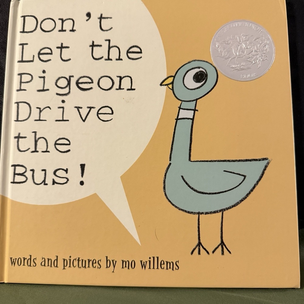 Mo Willems Don't Let the Pigeon Drive‎ the Bus Book Hardcover 1st Editon